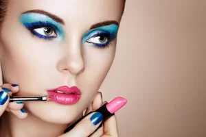 blue makeup trends of 2023